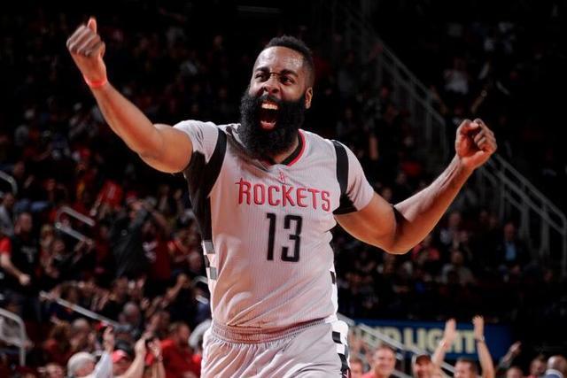 詹姆斯30分浓眉25+23 湖人力克掘金结束11连败